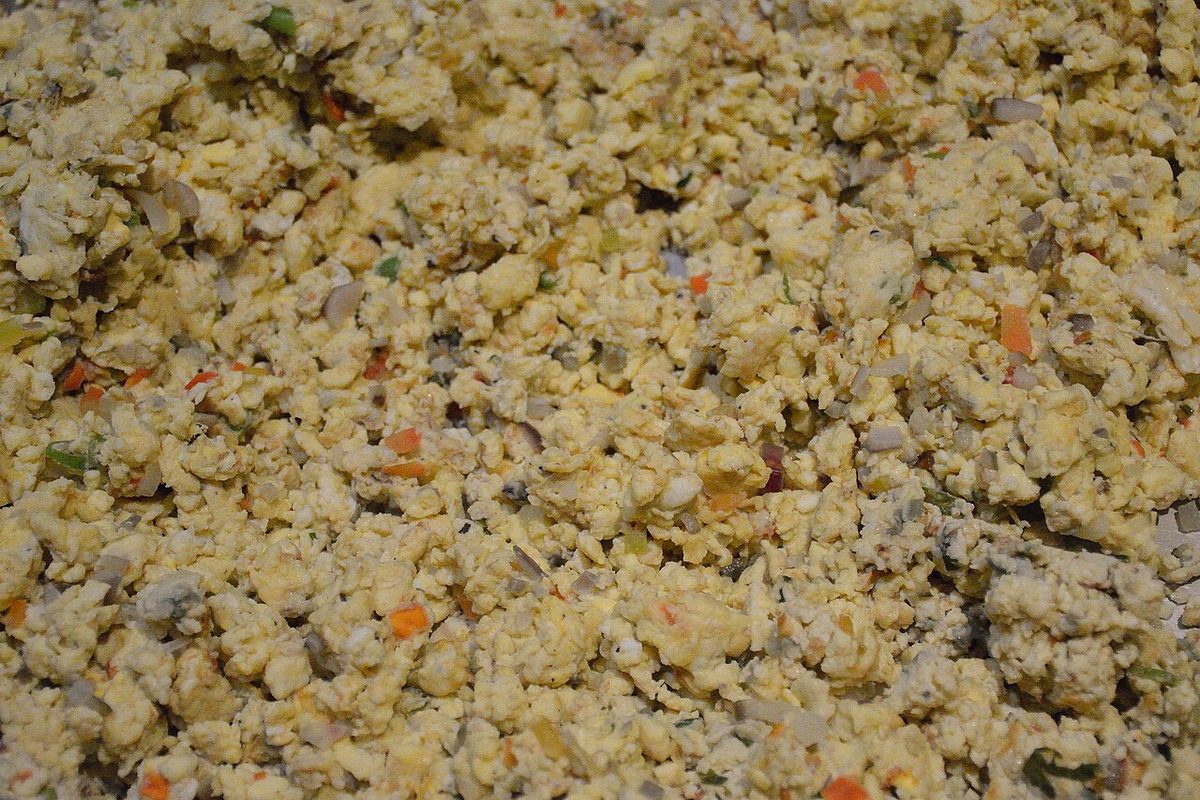 Egg bhurji: scrambled eggs cooked with chopped onion, carrot and green chilli
